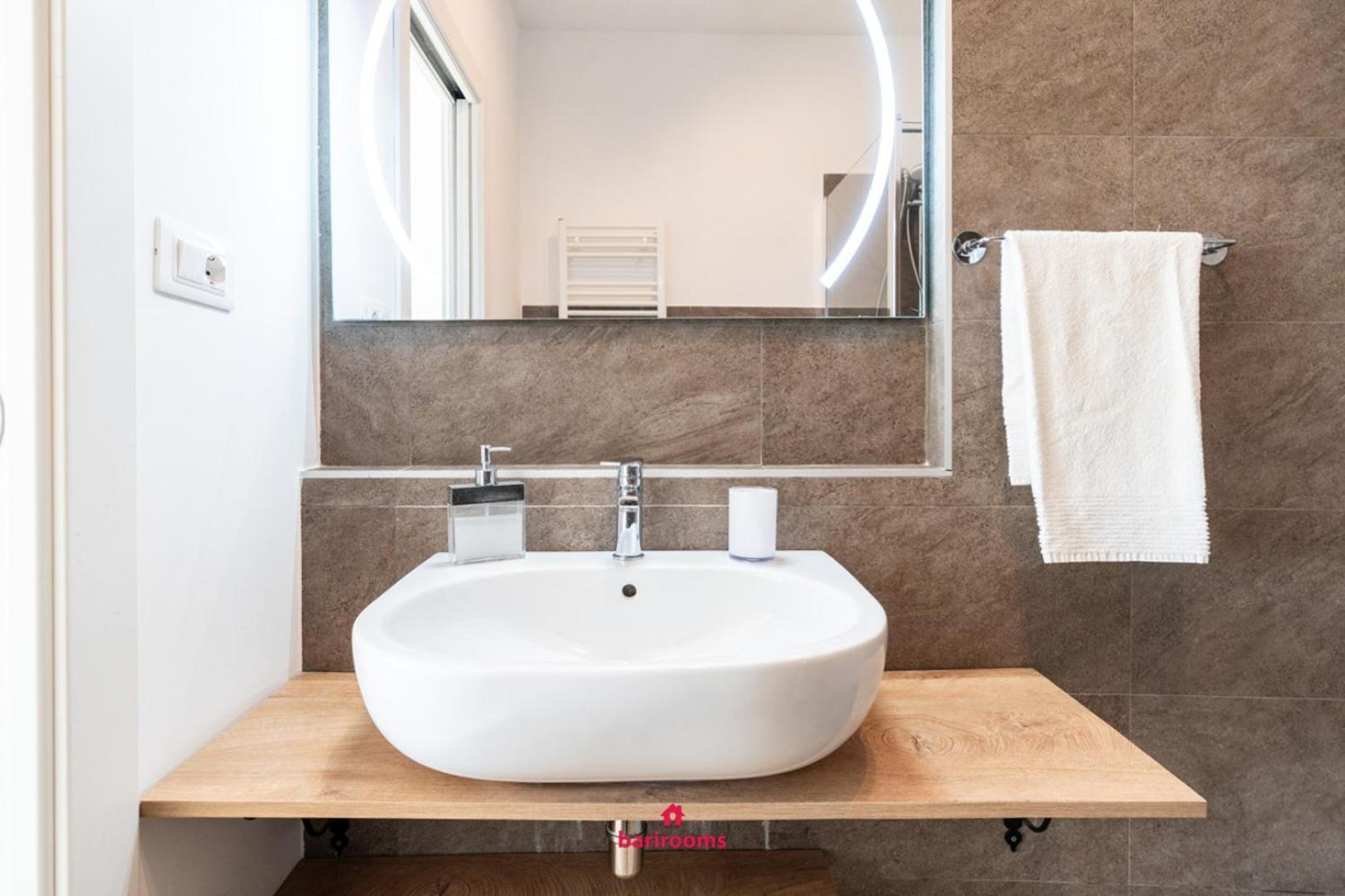 Barirooms - Carulli Suites Экстерьер фото