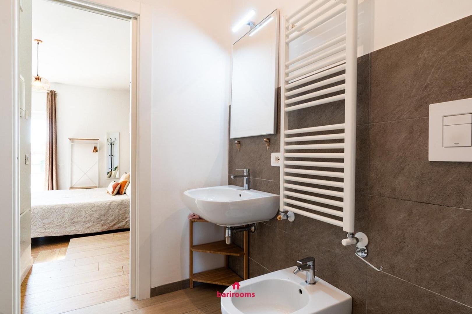 Barirooms - Carulli Suites Экстерьер фото